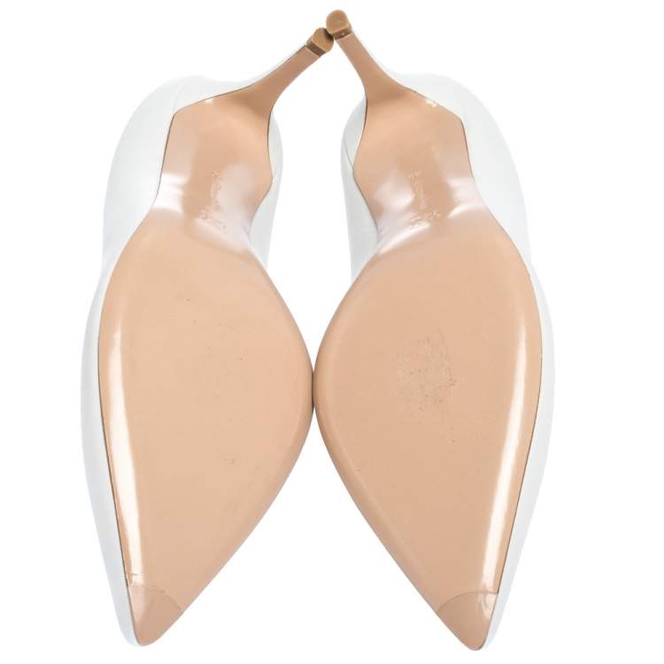 Pre Owned Gianvito Rossi White Leather Pointed Toe Pumps Size 40