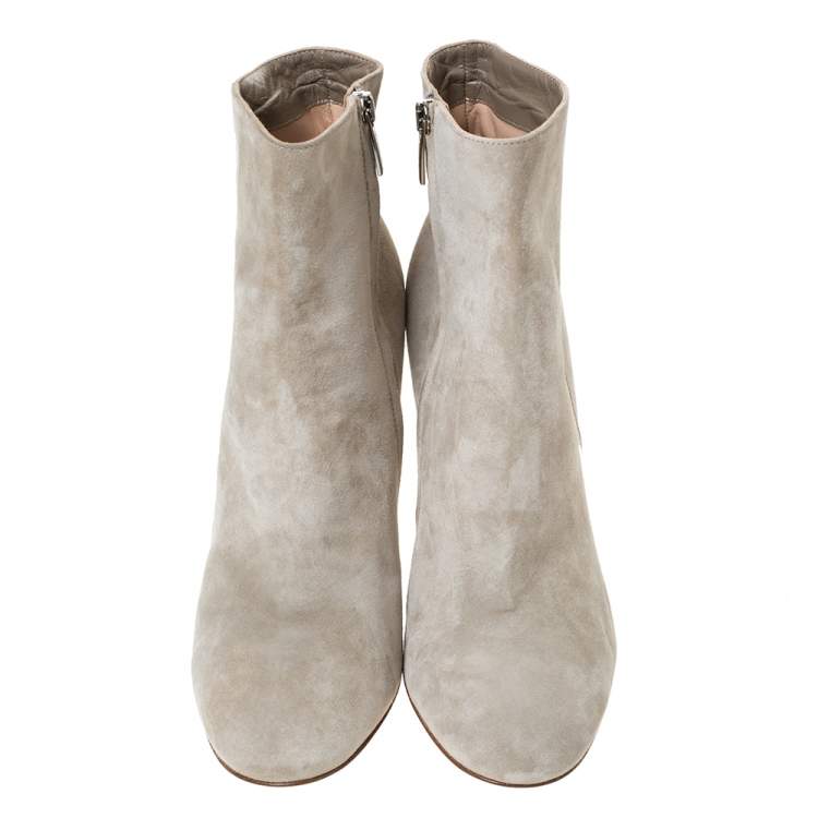 Pre Owned Gianvito Rossi Grey Suede Round Toe Ankle Boots Size 40.5