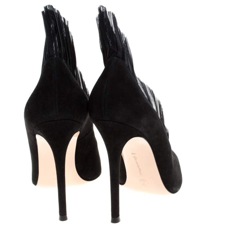 Pre Owned Gianvito Rossi Black Suede Divine Pointed Toe Pumps Size 40