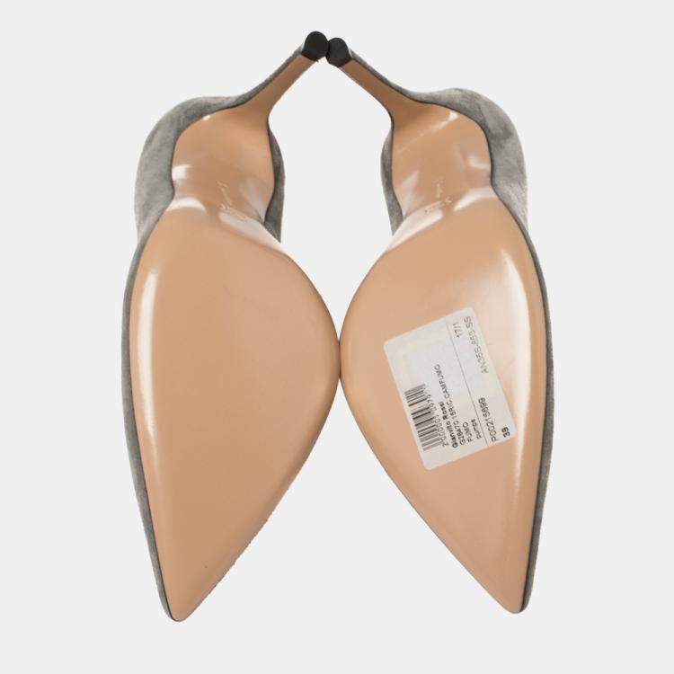 Pre Owned Gianvito Rossi Grey Suede Pointed Toe Pumps Size 39