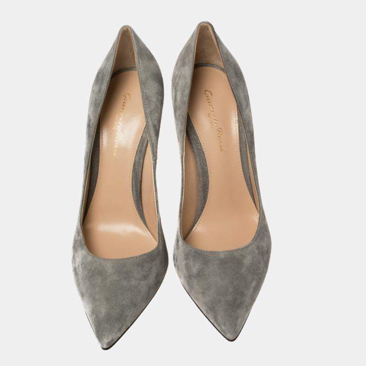 Pre Owned Gianvito Rossi Grey Suede Pointed Toe Pumps Size 39