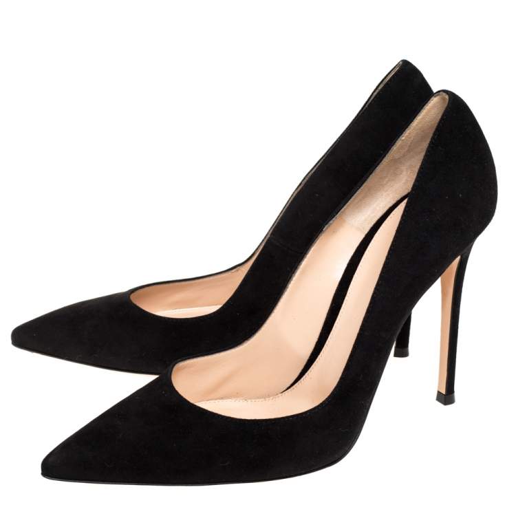 Pre Owned Gianvito Rossi Black Suede Pointed Toe Pumps Size 41