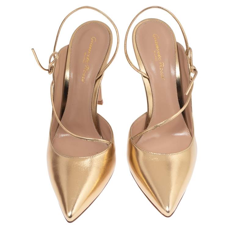 Pre Owned Gianvito Rossi Metallic Gold Leather Irene Point-Toe Pumps Size 40