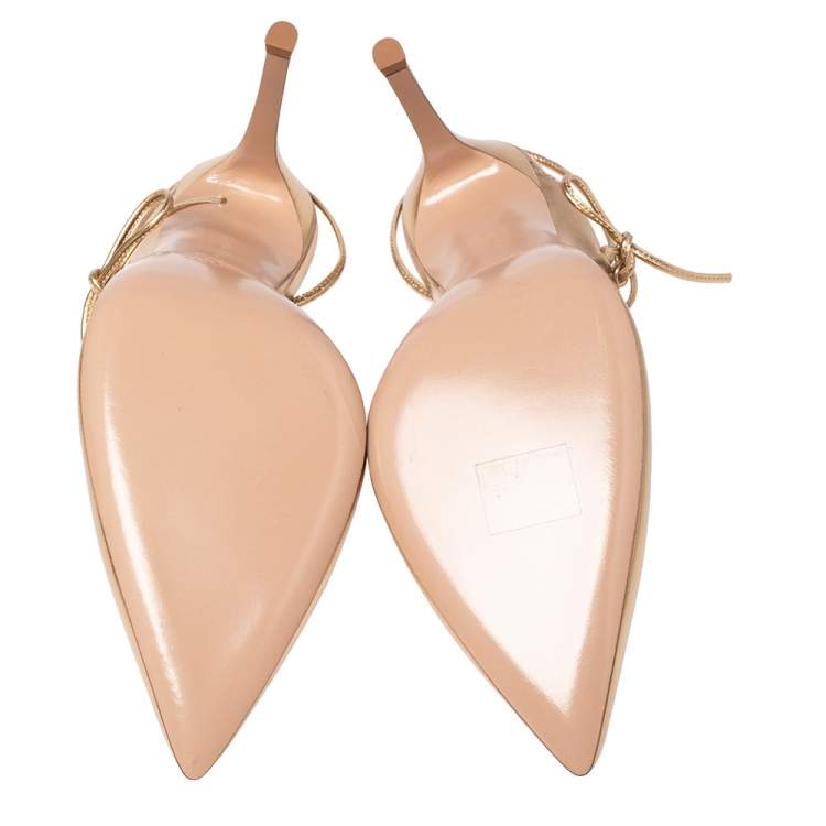 Pre Owned Gianvito Rossi Metallic Gold Leather Irene Point-Toe Pumps Size 40