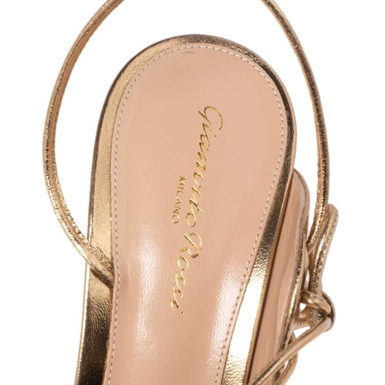 Pre Owned Gianvito Rossi Metallic Gold Leather Irene Point-Toe Pumps Size 40