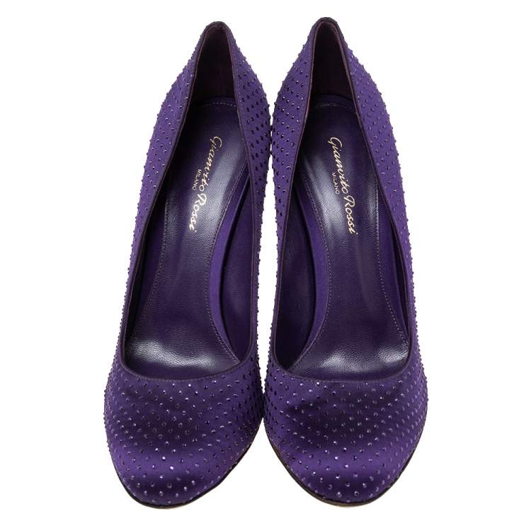 Pre Owned Gianvito Rossi Purple Satin Embellished Round Toe  Pumps Size 40.5