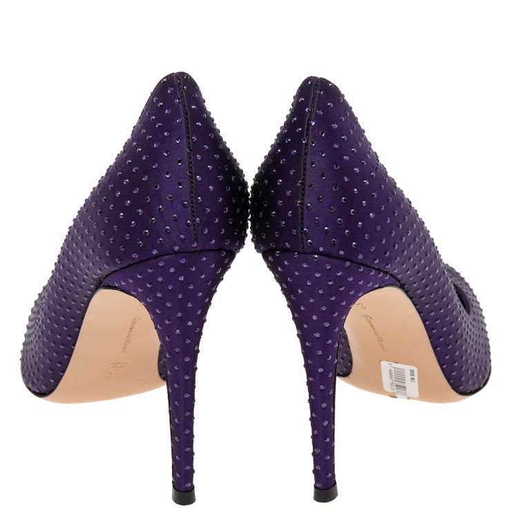 Pre Owned Gianvito Rossi Purple Satin Embellished Round Toe  Pumps Size 40.5