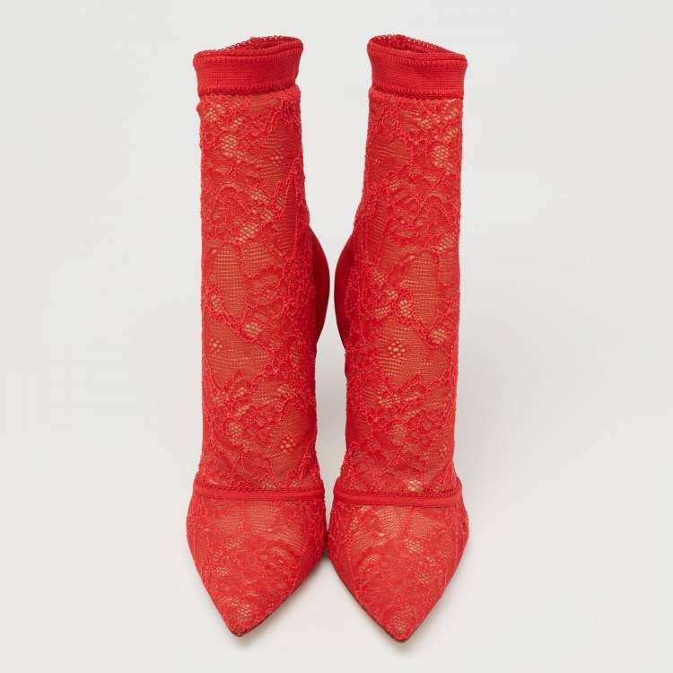 Pre Owned Gianvito Rossi Red Lace And Suede Pointed Ankle Booties Size 39