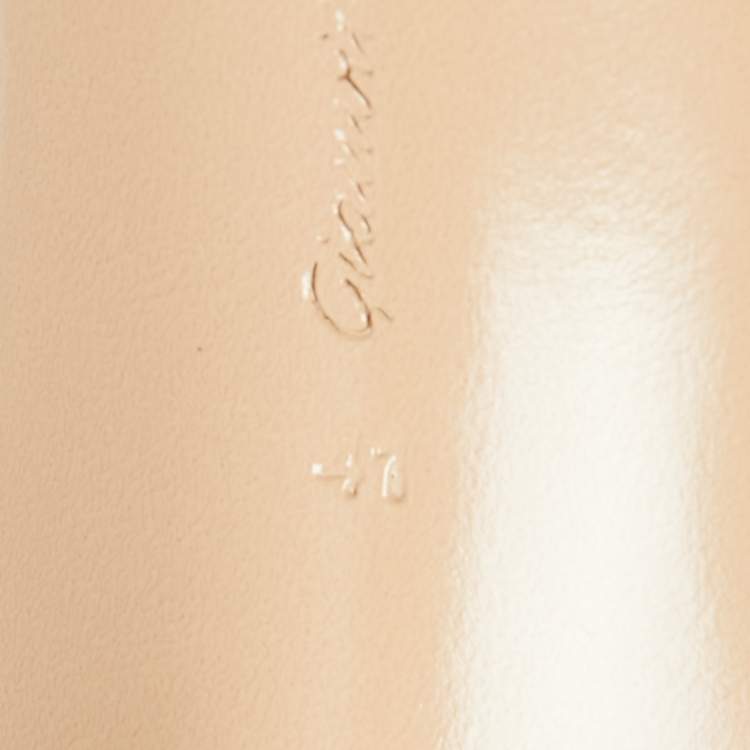 Pre Owned Gianvito Rossi Light Beige Patent Leather Simmone Feather Ankle Strap Sandals Size 41