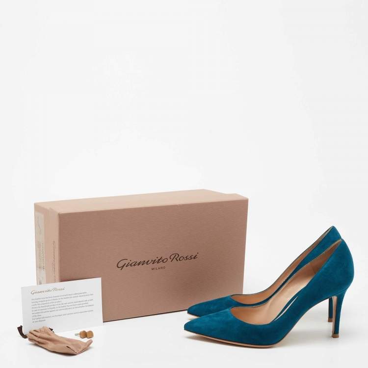 Pre Owned Gianvito Rossi Blue Suede Gianvito Pointed Toe Pumps Size 36 
