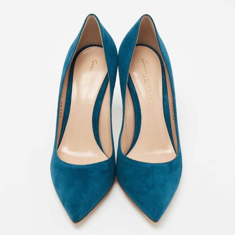 Pre Owned Gianvito Rossi Blue Suede Gianvito Pointed Toe Pumps Size 36 