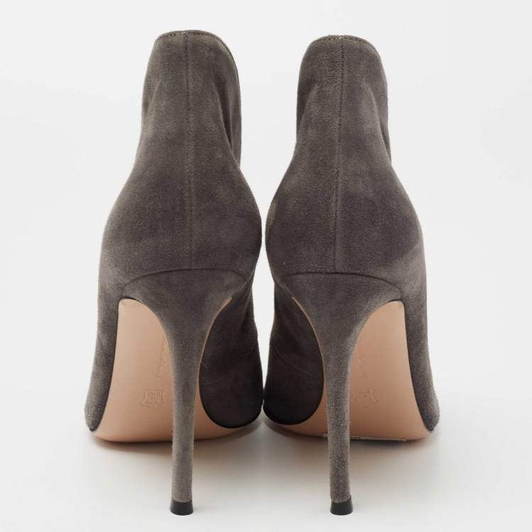 Pre Owned Gianvito Rossi Grey Suede Vamp Peep Toe Booties Size 39.5