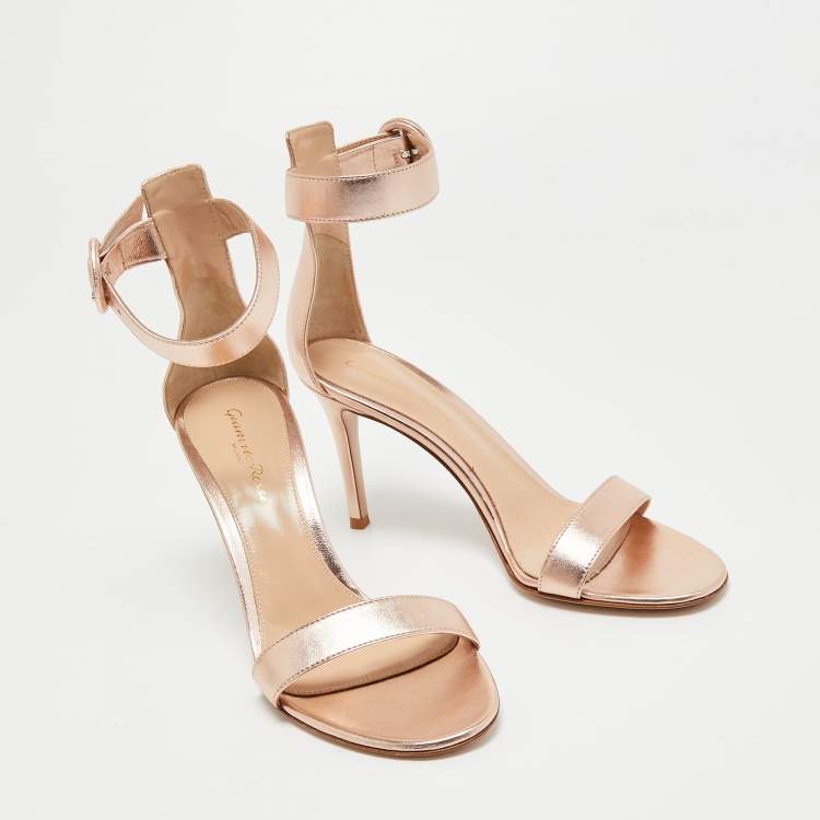 Pre Owned Gianvito Rossi  Metallic Leather Portofino  Ankle Strap Sandals Size 38
