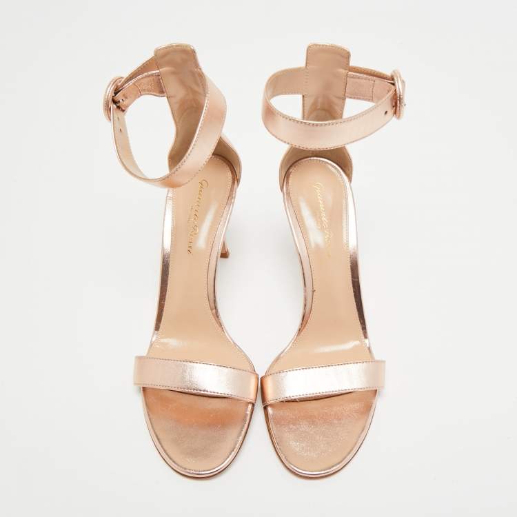 Pre Owned Gianvito Rossi  Metallic Leather Portofino  Ankle Strap Sandals Size 38