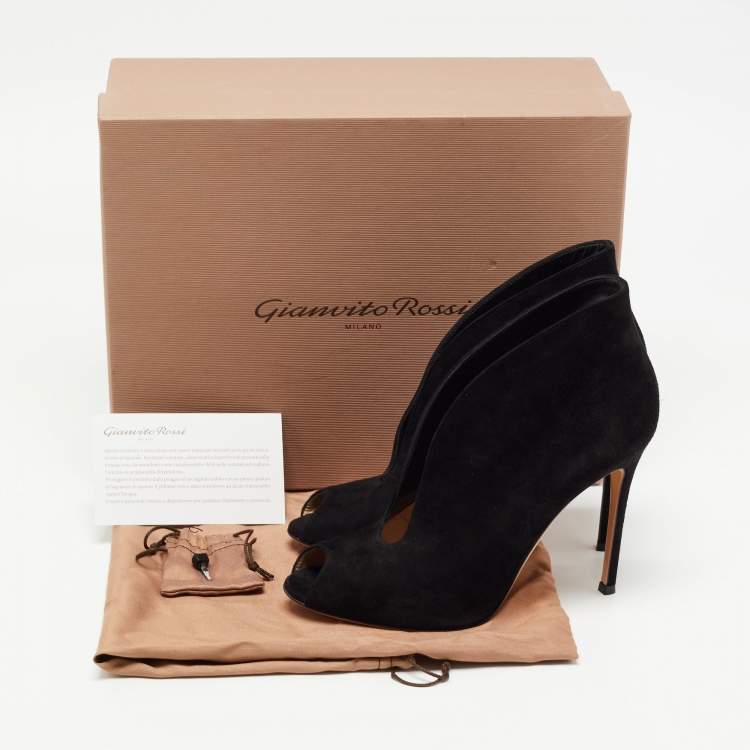 Pre Owned Gianvito Rossi Black Suede Vamp Booties Size 39