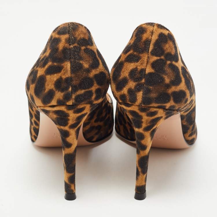 Pre Owned Gianvito Rossi Brown/Black Leopard Print Nubuck Leather Pointed Toe Pumps Size 38