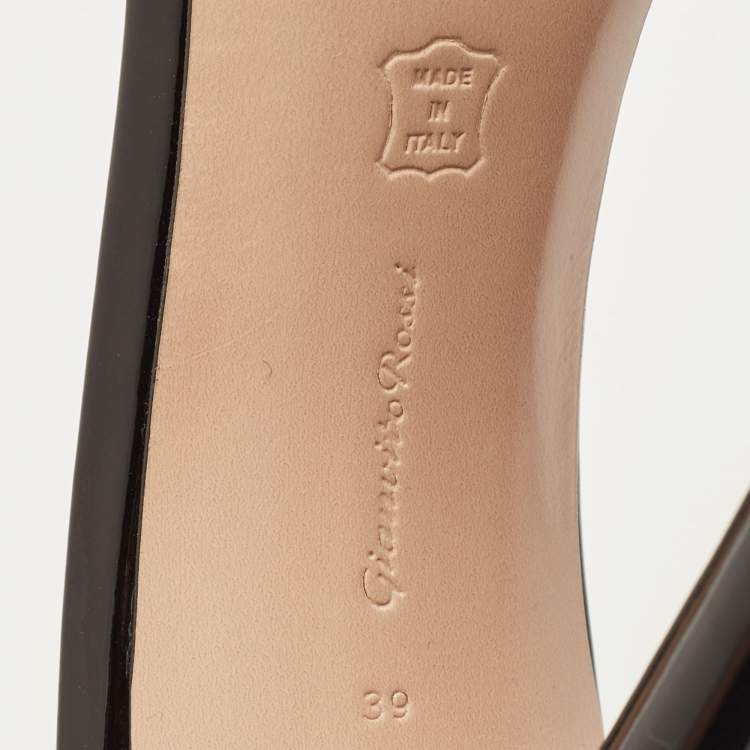 Pre Owned Gianvito Rossi Black Patent and Lace bunny Ankle Strap Sandals Size 39