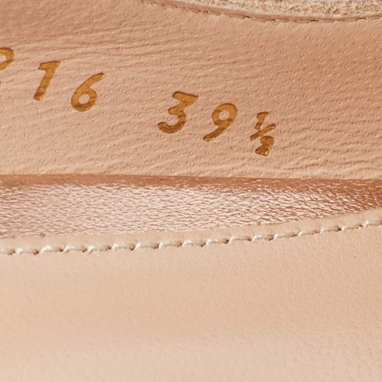 مملوكة مسبقًا Gianvito Rossi Gold Leather Irene Pumps Size 39.5