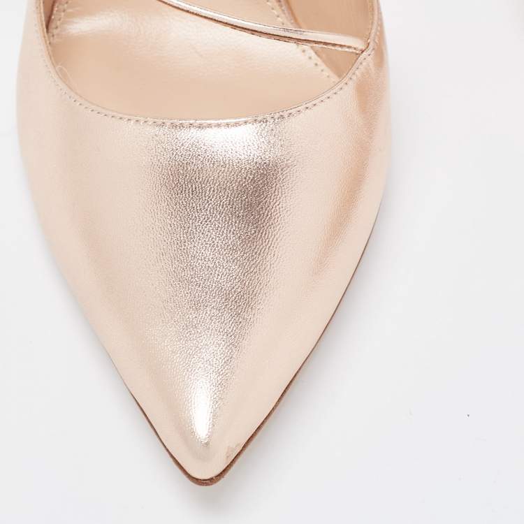 مملوكة مسبقًا Gianvito Rossi Gold Leather Irene Pumps Size 39.5