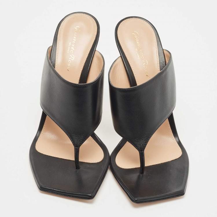 Pre Owned Gianvito Rossi Black Leather Thong Slide Sandals Size 39.5