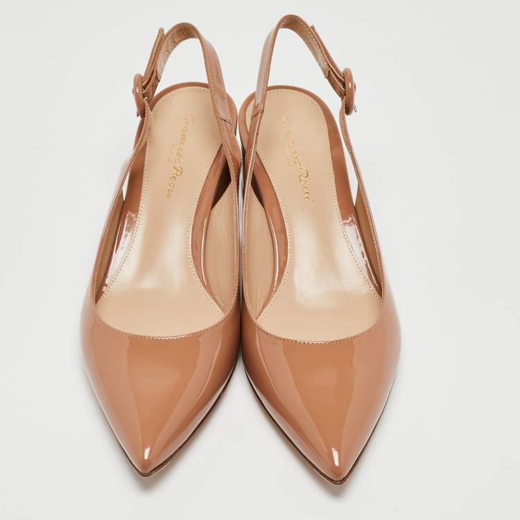 Pre Owned Gianvito Rossi Beige Patent Leather Amee Pumps Size 37