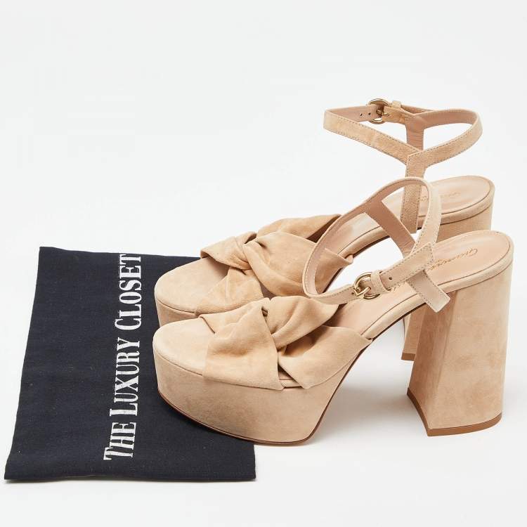 Pre Owned Gianvito Rossi Beige Suede Block Heel Ankle Strap Sandals Size 38