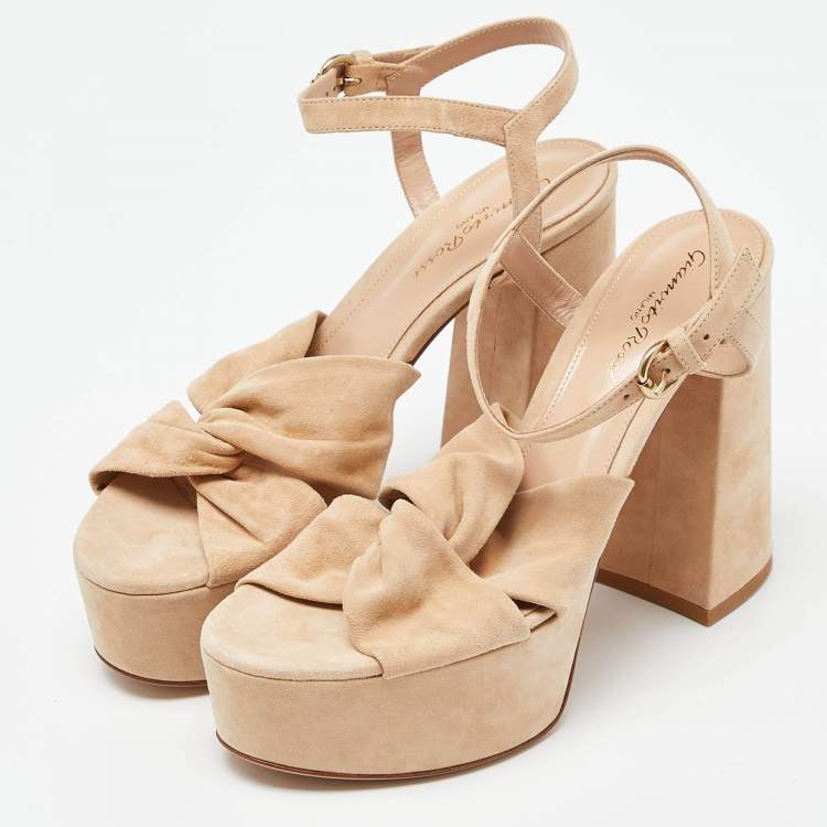 Pre Owned Gianvito Rossi Beige Suede Block Heel Ankle Strap Sandals Size 38