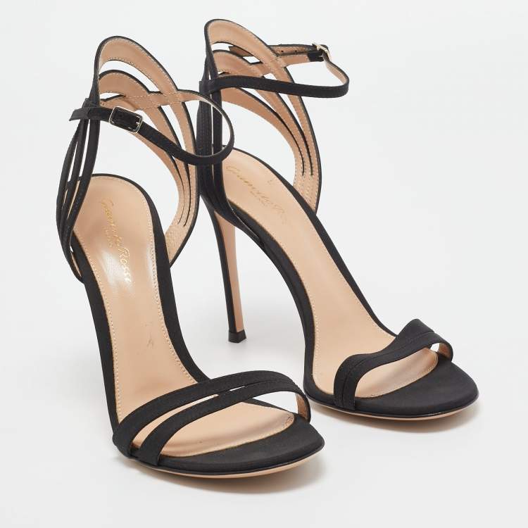 Pre Owned Gianvito Rossi Black Canvas Ankle Strap Sandals Size 38.5