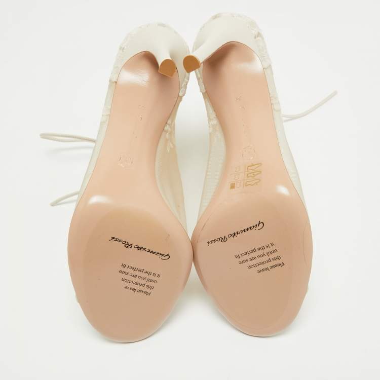 Pre Owned Gianvito Rossi White Mesh and Leather Lace Up Ankle Boots Size 39