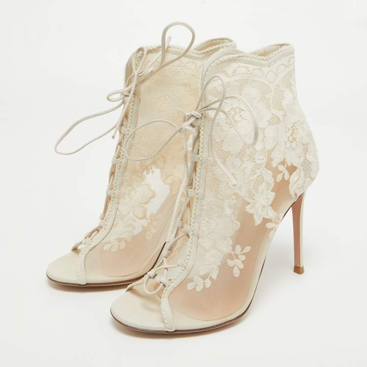 Pre Owned Gianvito Rossi White Mesh and Leather Lace Up Ankle Boots Size 39