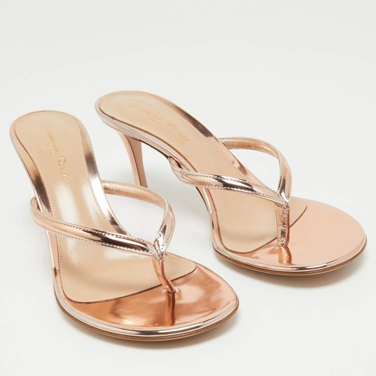 Pre Owned Gianvito Rossi Rose Gold Leather Calypso Sandals Size 38