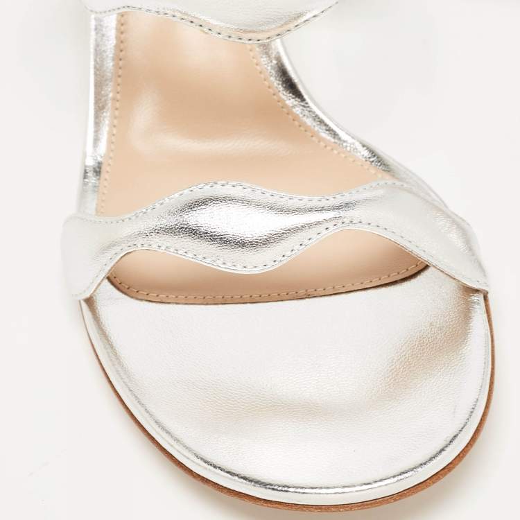 Pre Owned Gianvito Rossi Silver Leather Wavy Sandals Size 38