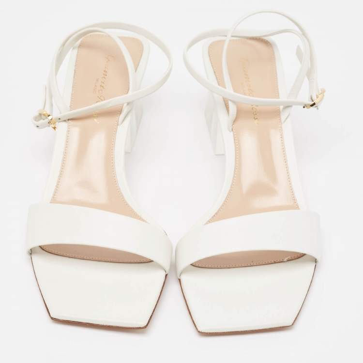 Pre Owned Gianvito Rossi White Leather Cosmic Sandals Size 39.5