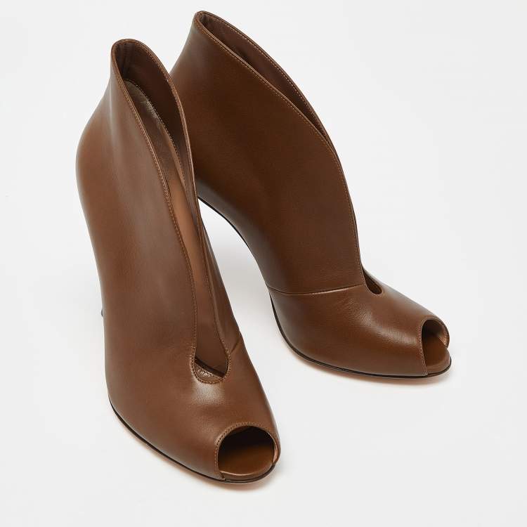 Pre Owned Gianvito Rossi Brown Leather Vamp Peep Toe Booties Size 39