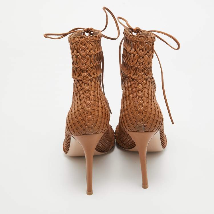 Pre Owned Gianvito Rossi Brown Woven Leather Lace Up Ankle Boots Size 38.5   