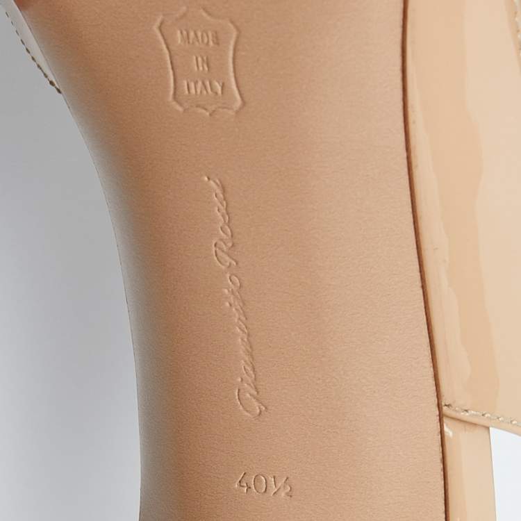 Pre Owned Gianvito Rossi Beige Leather and PVC Pointed Toe Slingback Sandals Size 40.5