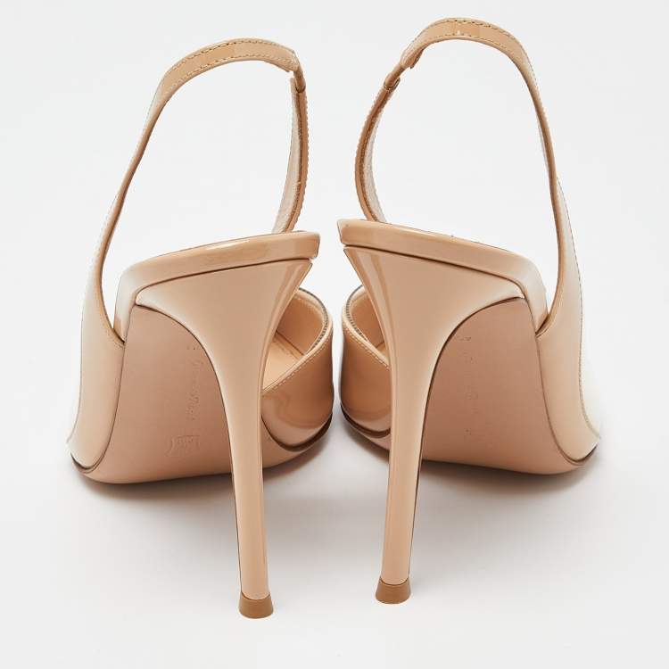 Pre Owned Gianvito Rossi Beige Leather and PVC Pointed Toe Slingback Sandals Size 40.5