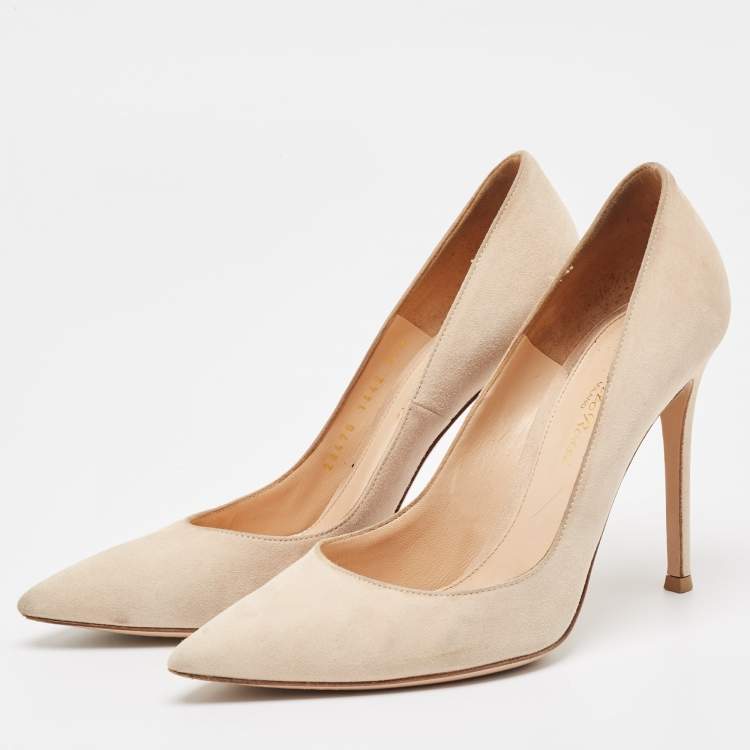 Pre Owned Gianvito Rossi Beige Suede Pointed Toe Pumps Size 37.5 