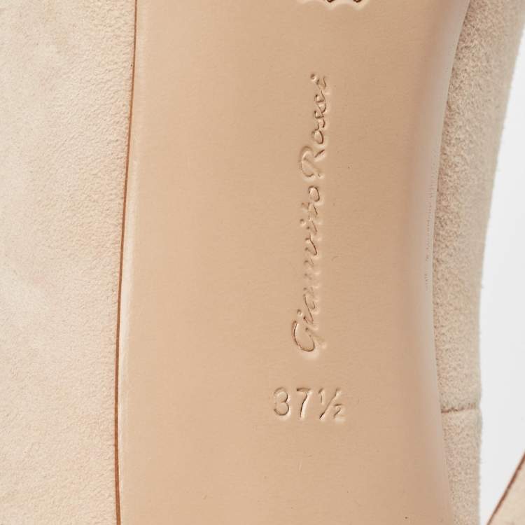 Pre Owned Gianvito Rossi Beige Suede Pointed Toe Pumps Size 37.5 