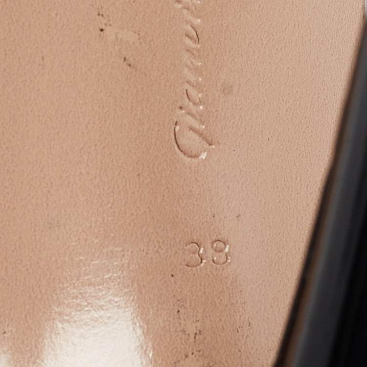 Pre Owned Gianvito Rossi Black Lace Bunny Ear Ankle Strap Sandals Size 38