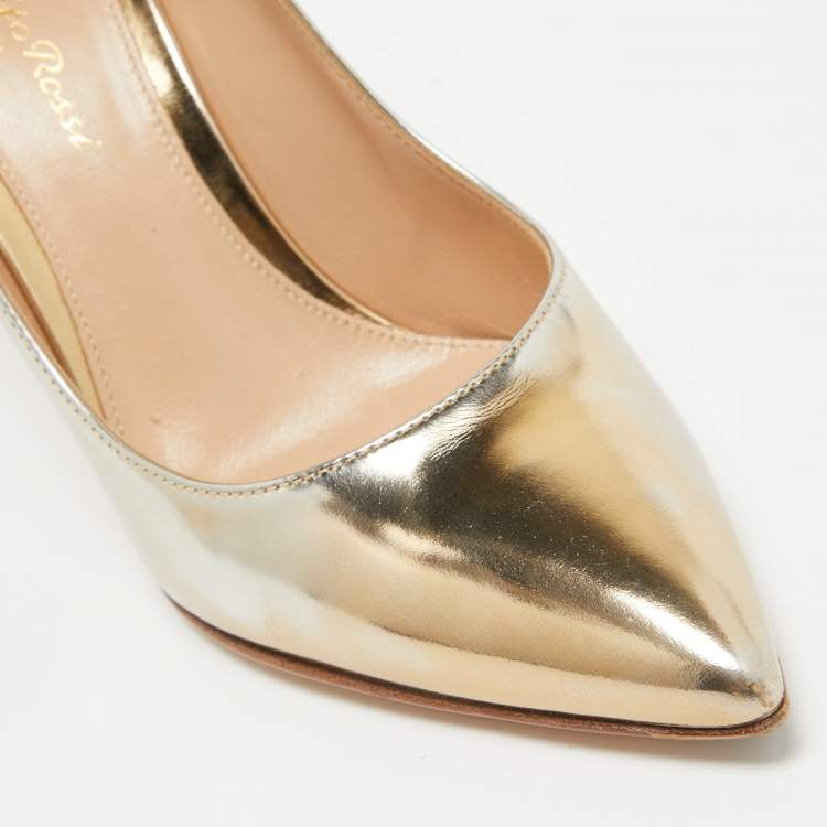 Pre Owned Gianvito Rossi Gold Leather Gianvito Pumps Size 35