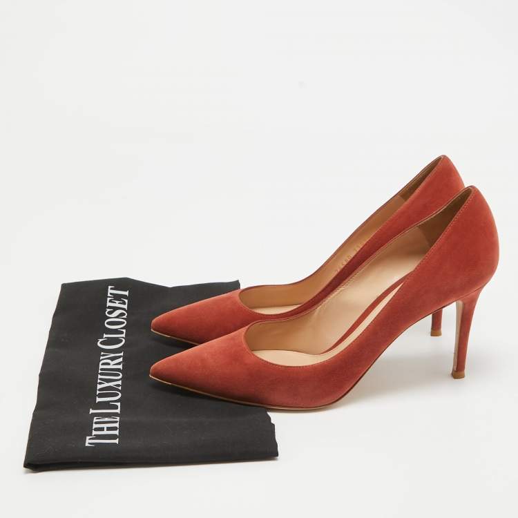 Pre Owned Gianvito Rossi Brown Suede Gianvito Pumps Size 40