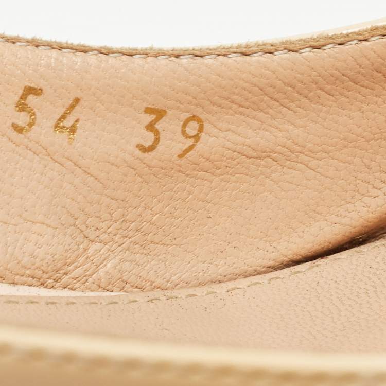 Pre Owned Gianvito Rossi Beige Patent Leather Slingback Pumps Size 39