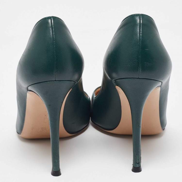 Pre Owned Gianvito Rossi Green Leather Gianvito Pumps Size 38.5