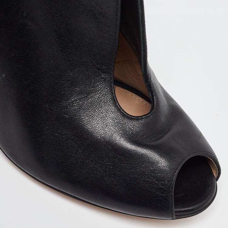 Pre Owned Gianvito Rossi Black Leather Vamp Peep Toe Booties Size 37.5