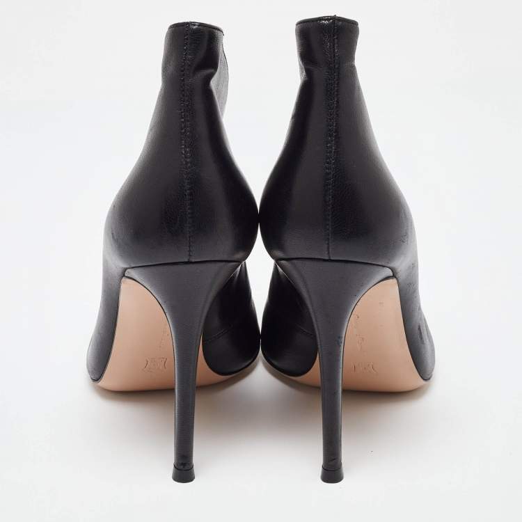 Pre Owned Gianvito Rossi Black Leather Vamp Peep Toe Booties Size 37.5