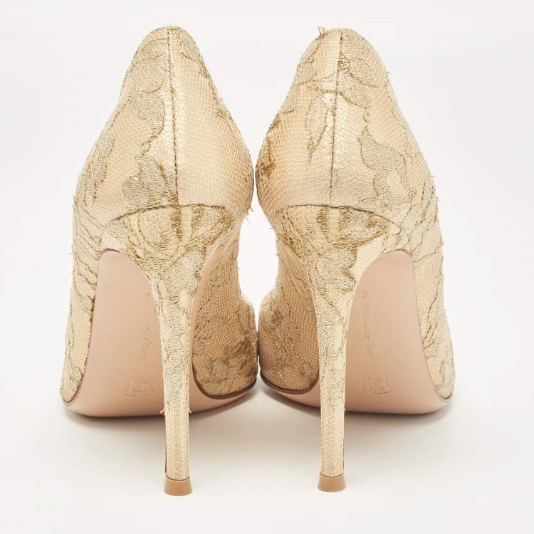 Pre Owned Gianvito Rossi Gold Lace  Gianvito Pumps Size 36
