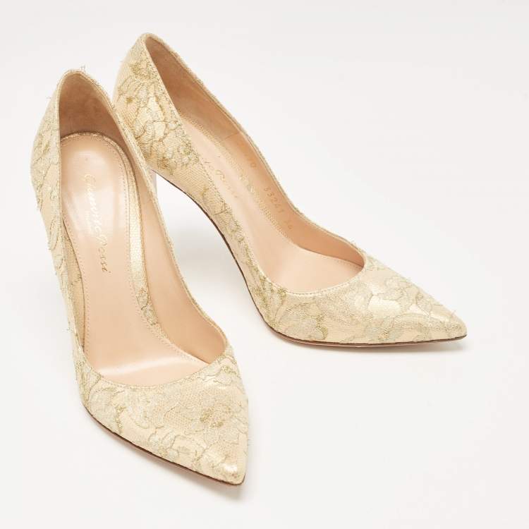 Pre Owned Gianvito Rossi Gold Lace  Gianvito Pumps Size 36