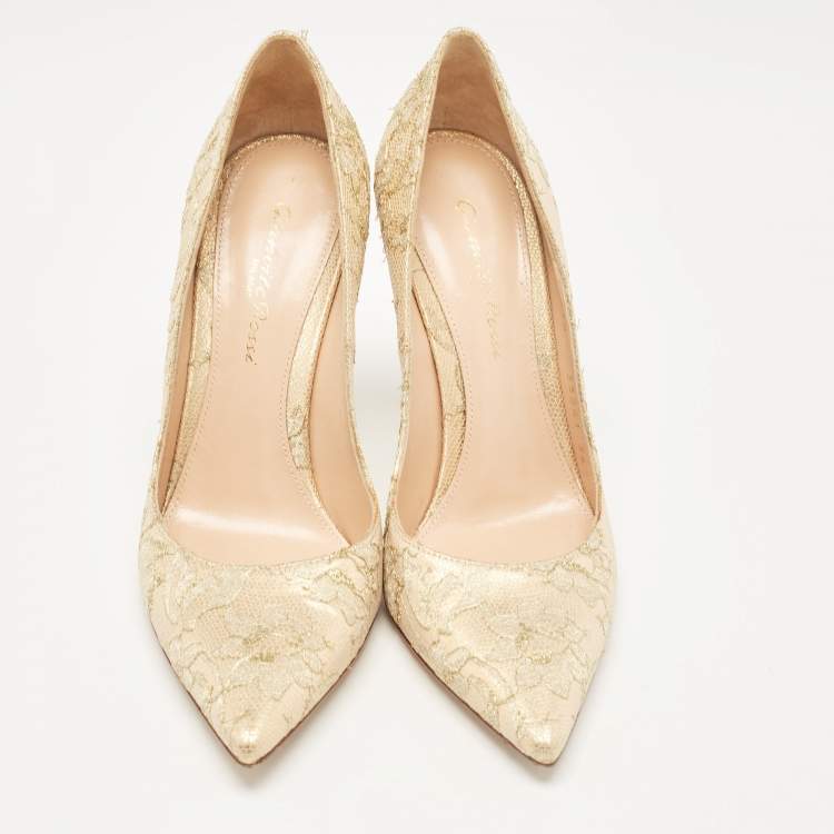 Pre Owned Gianvito Rossi Gold Lace  Gianvito Pumps Size 36