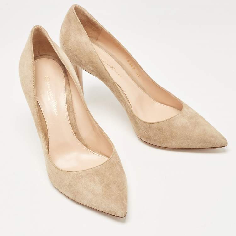 Pre Owned Gianvito Rossi Beige Suede Gianvito 105 Pumps Size 41